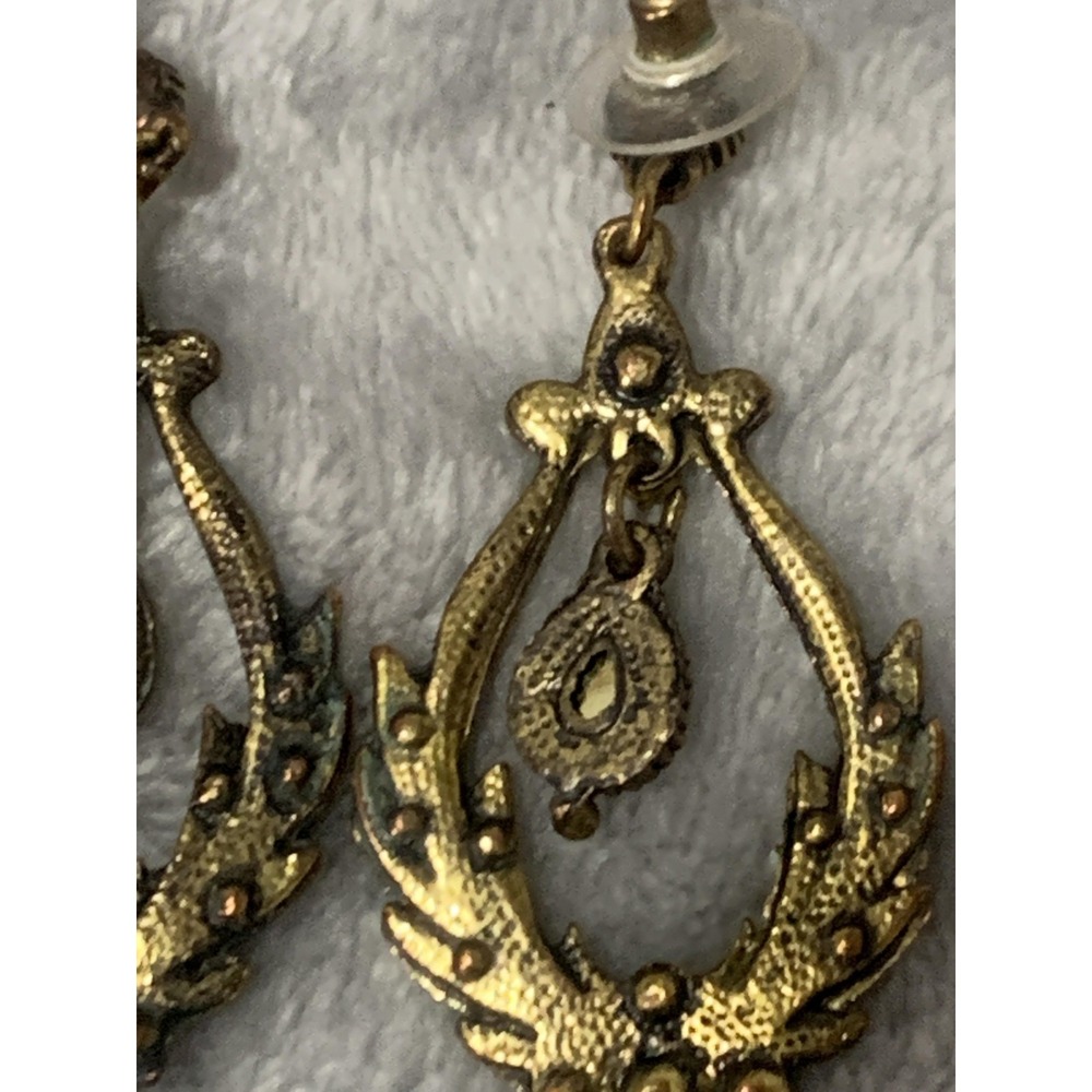 Vintage Style Laurel Wreath Dangle Teardrop Earrings Gold Tone Green Rhinestones - Picture 9 of 15